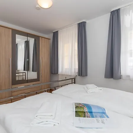 Haus Wenden 1 Apartment Kuehlungsborn