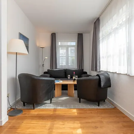 Haus Wenden 1 Apartment Kuehlungsborn